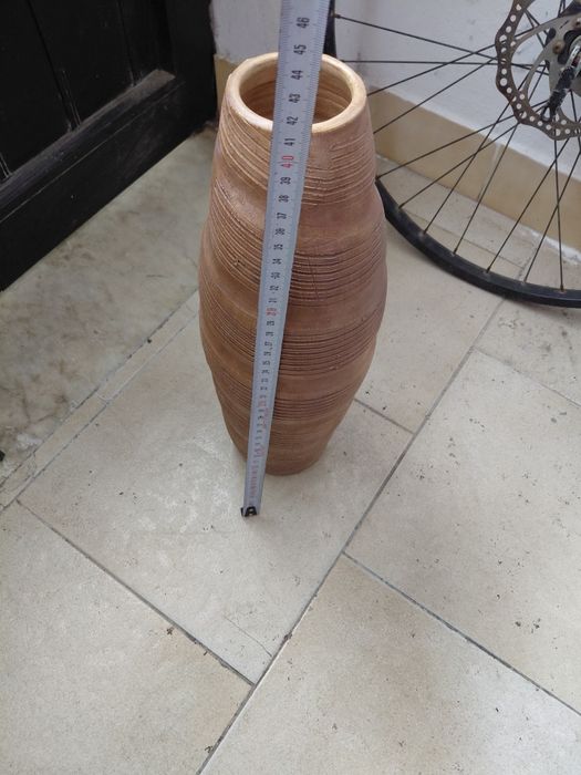 Jarra decorativa em bom estado geral para flores