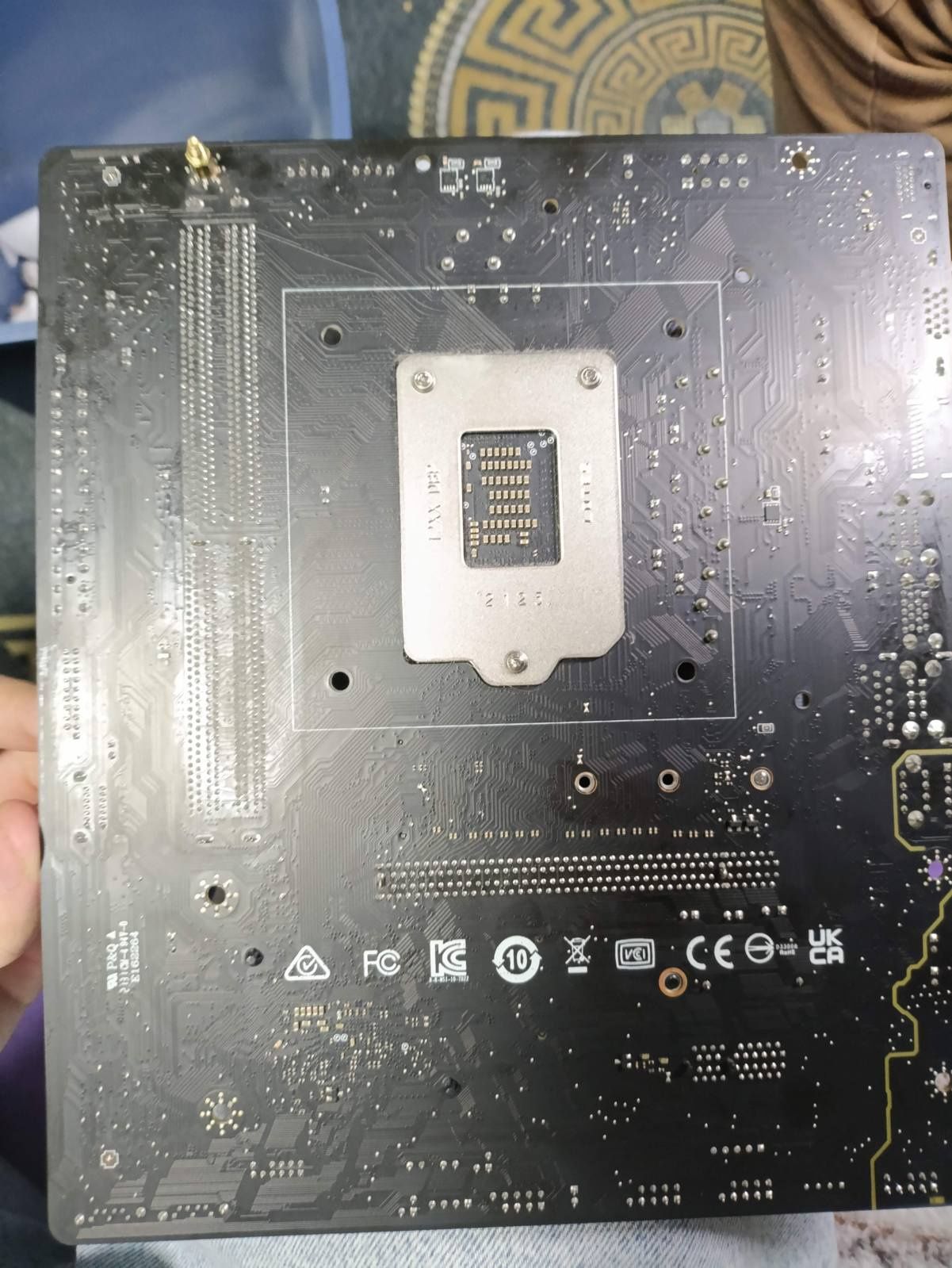 продам материнскую плату и процесор i5 10400f