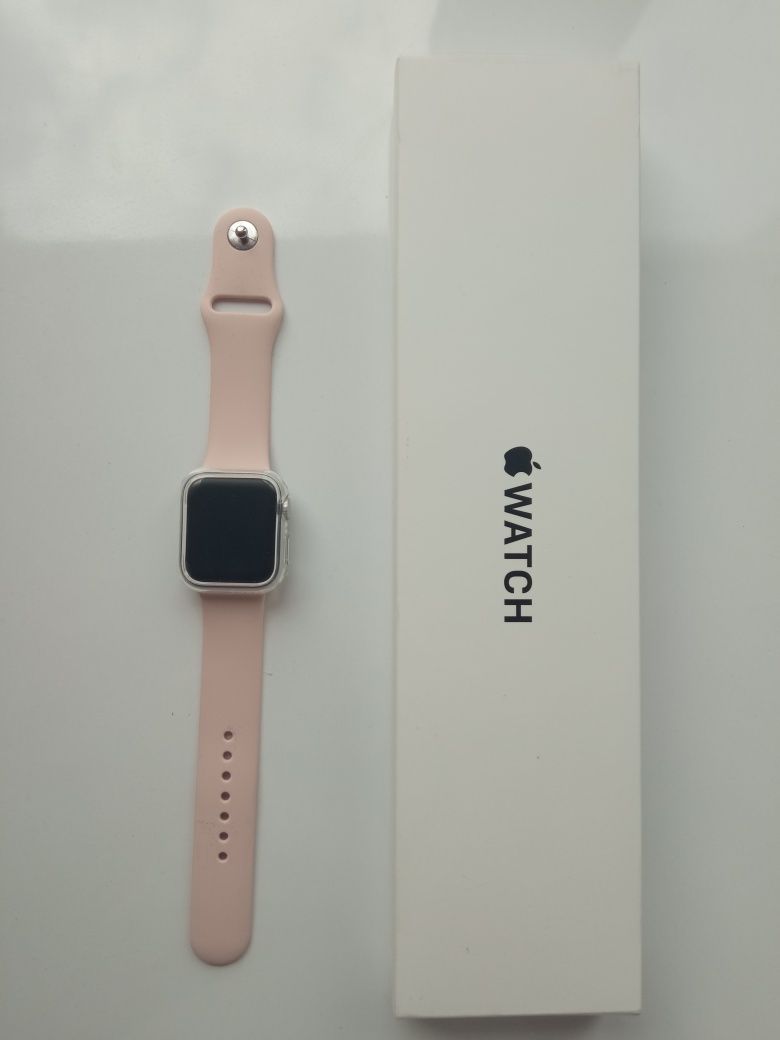 Apple watch SE 2  годинник Apple