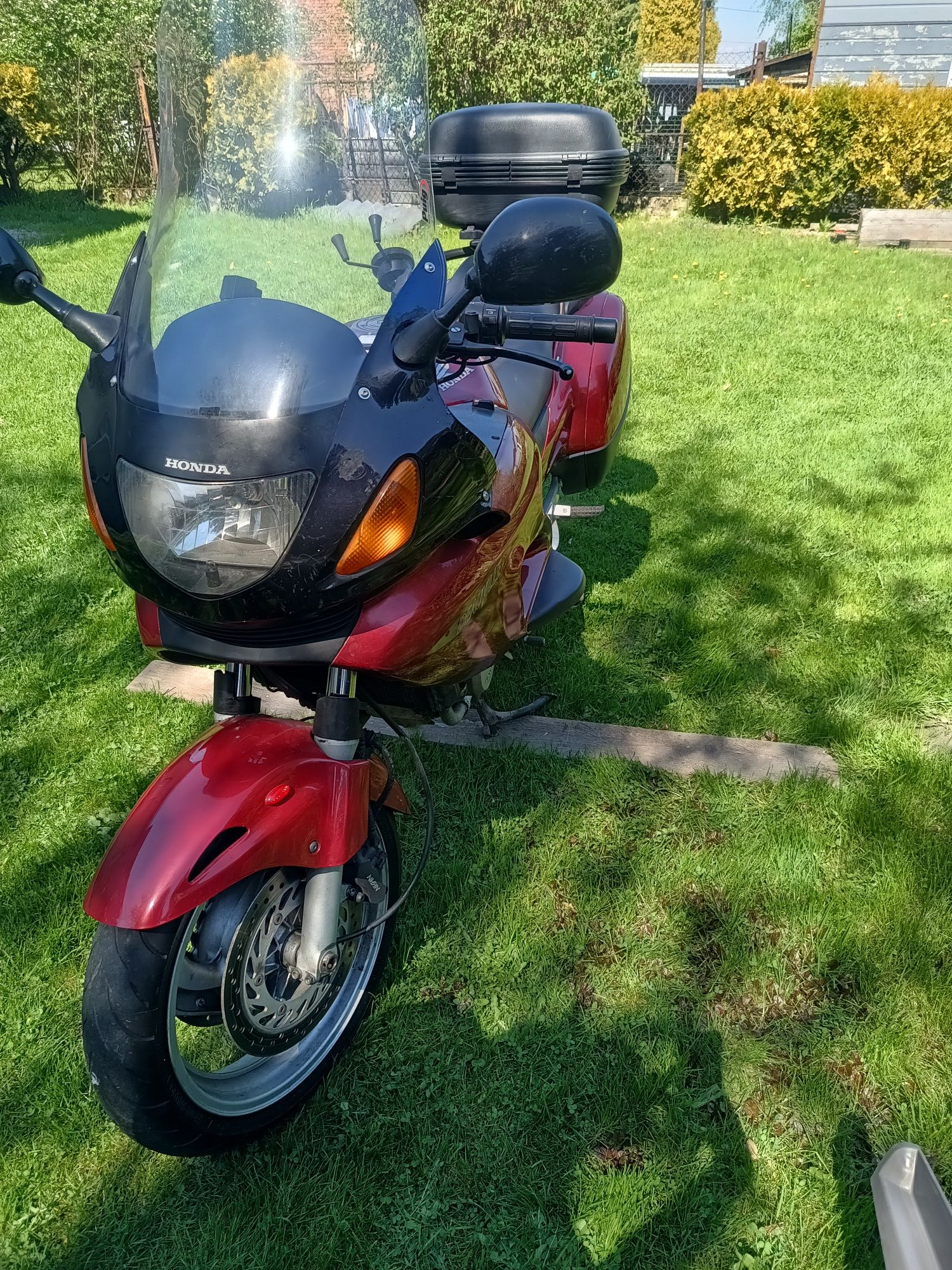 Honda deauville 650