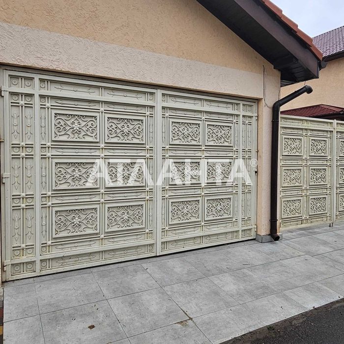 Дом в Червоном хуторе! Ремонт!