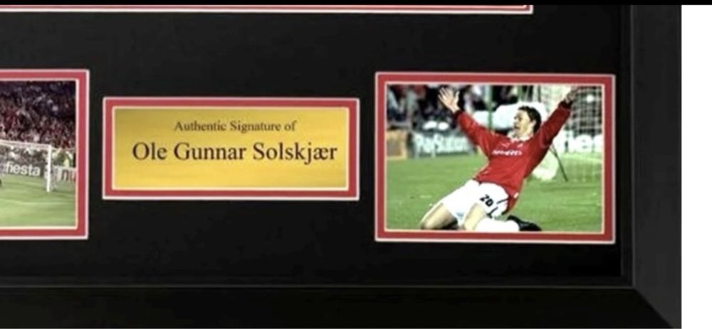 Equipamento autografado Solskjaer