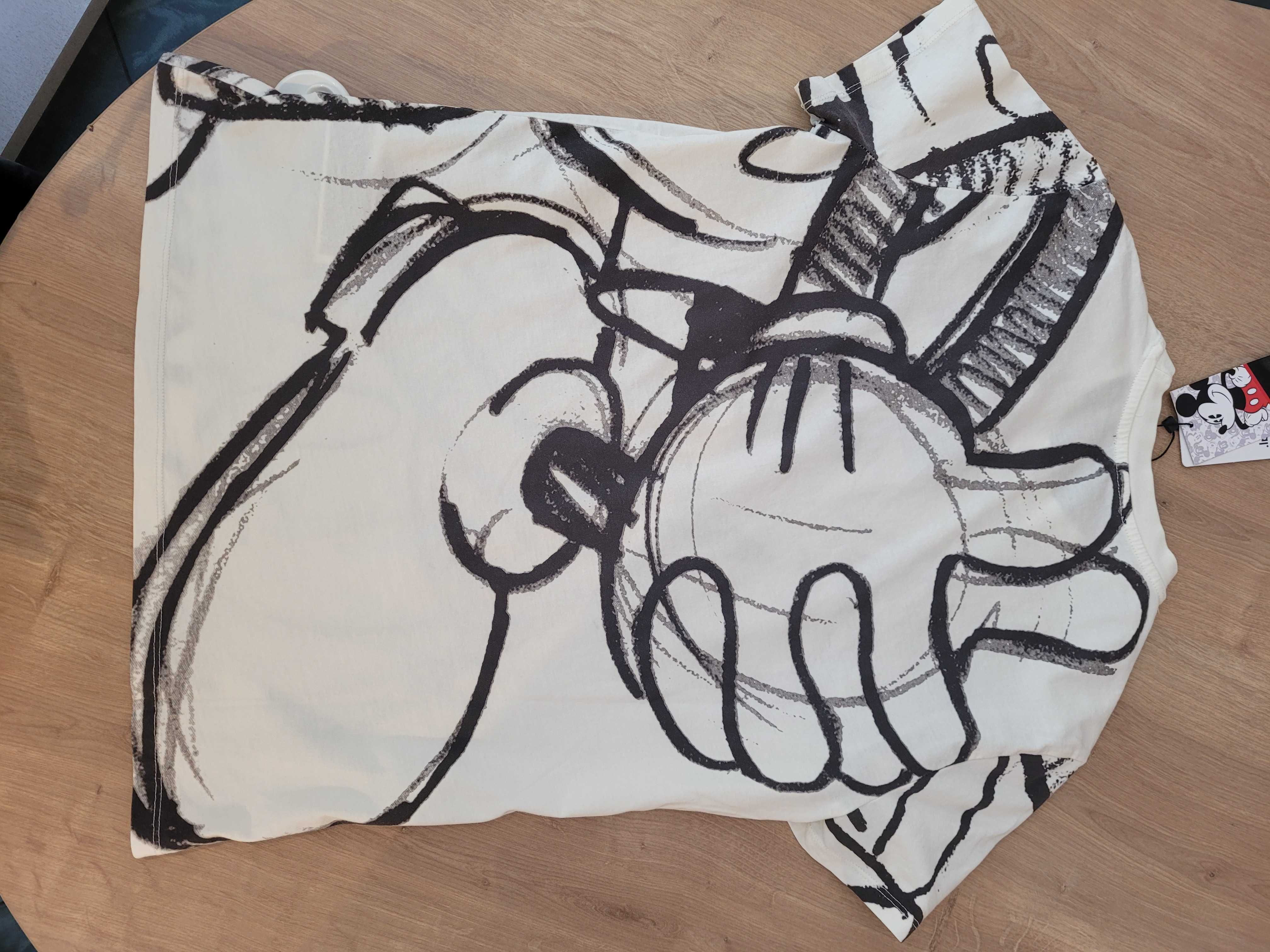 T-shirt z dużym nadrukiem w stylu arty przedstawiający Myszkę Miki