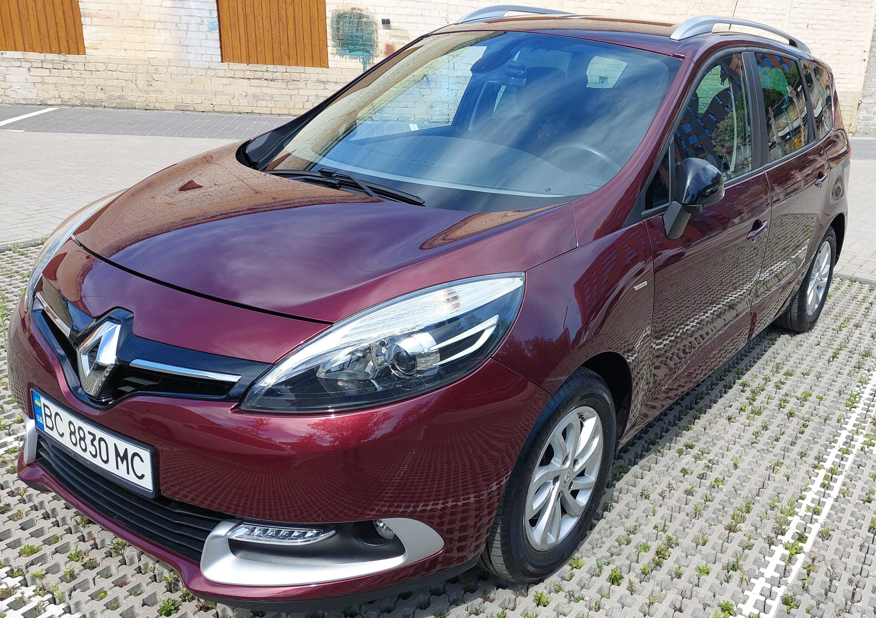 Renault Grand Scenic 2015