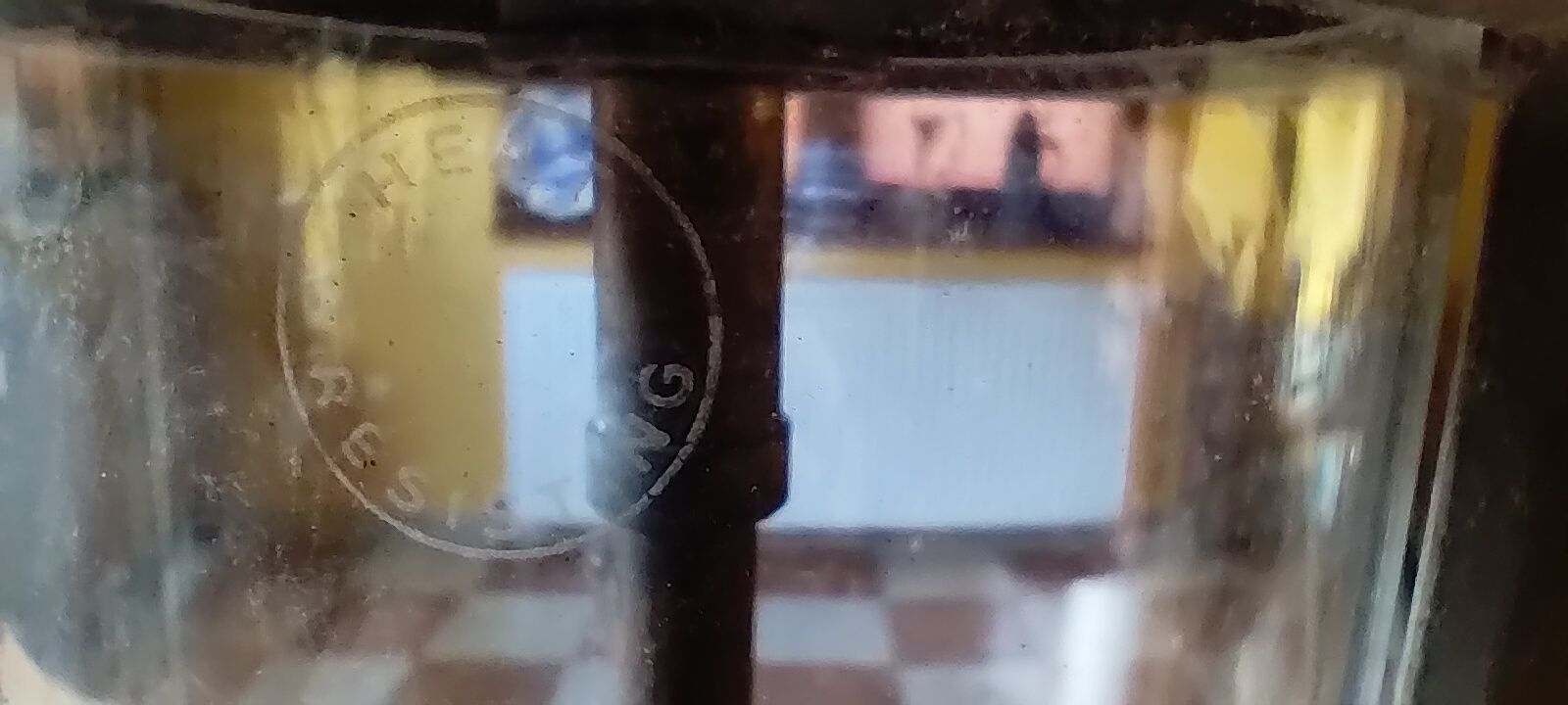 Lampa Naftowa Ciśnieniowa, Bialaddin, England