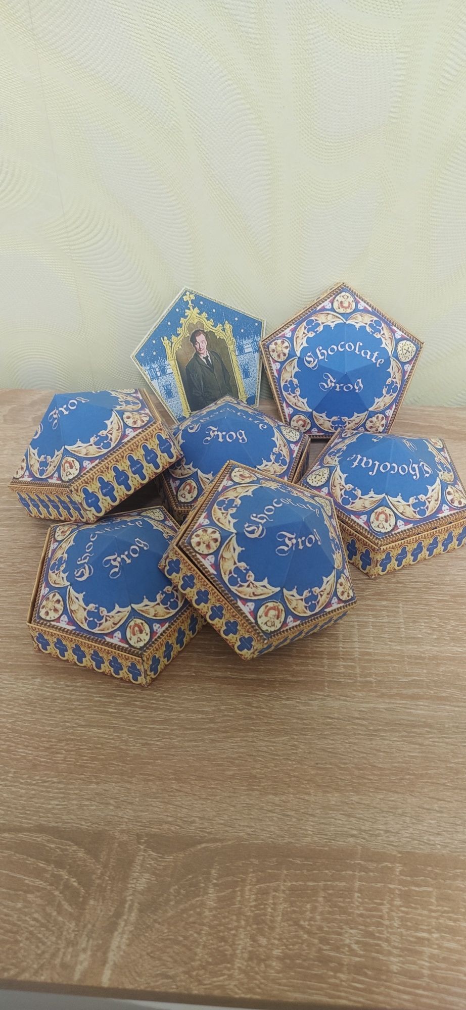 Коробочка для шоколадной жаби з Гаррі Поттер