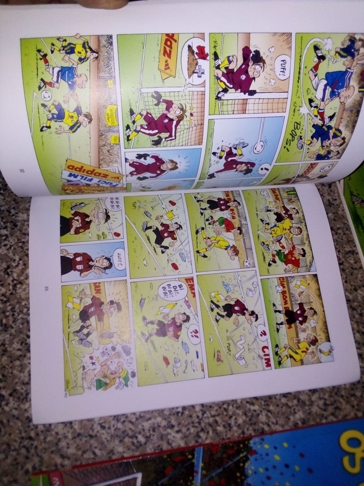 Conjunto de Banda Desenhada Os Campeões