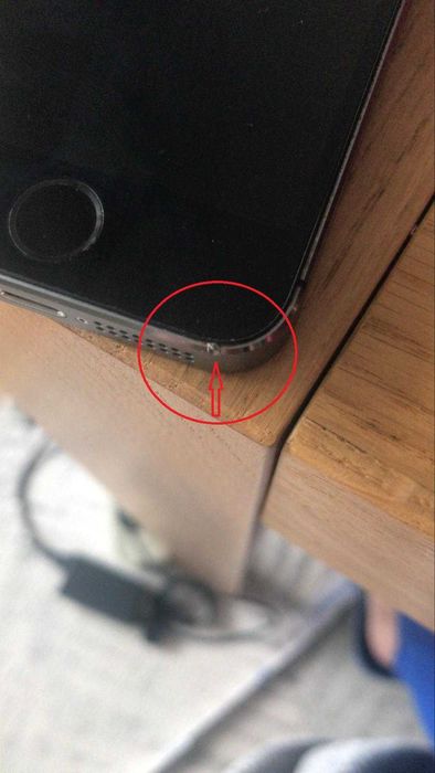 Apple iPhone 5s 16 GB srebrny