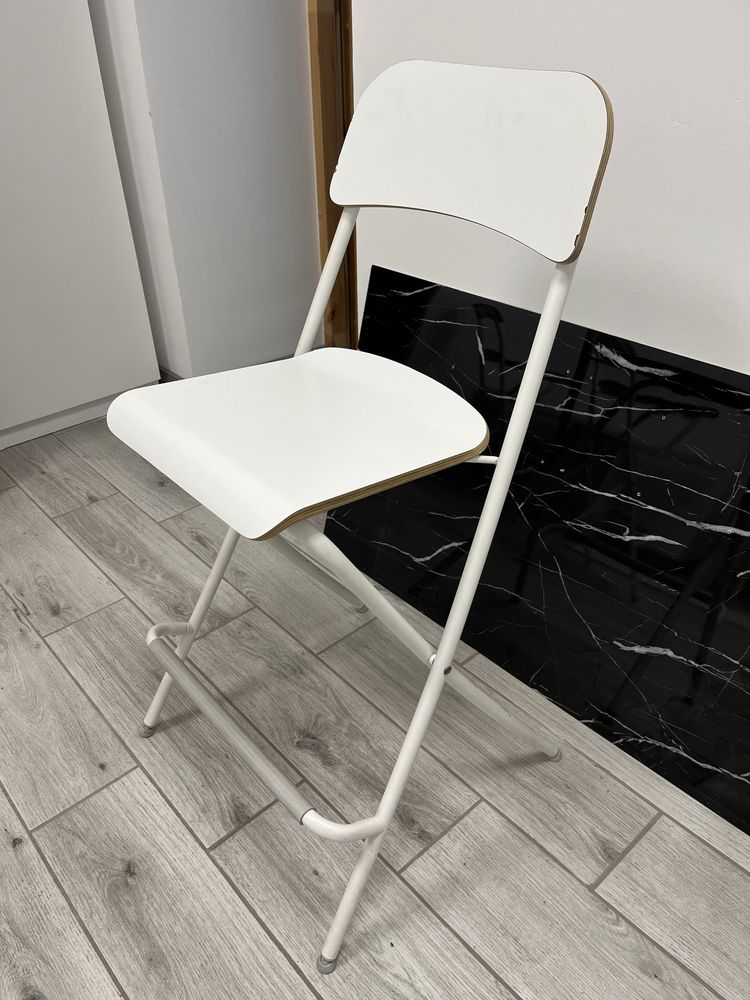 Fotel krzesło hoker Ikea Franklin biały