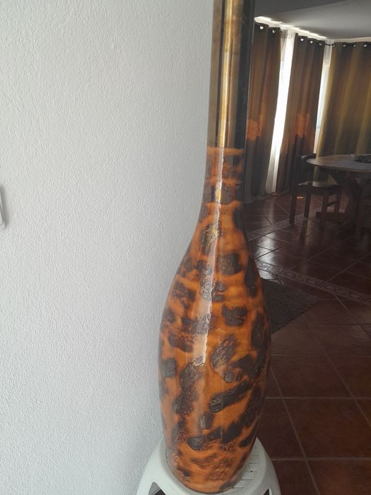 Vaso em cerâmica decorativo