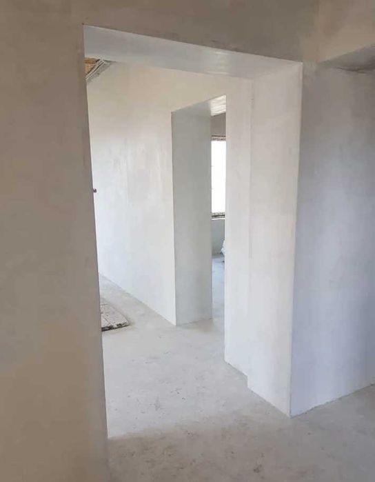 Машинна штукатурка стін (стен) - стяжка підлоги(пола).