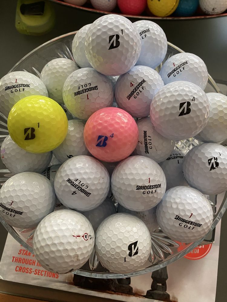 36 Bolas de Golfe Bridgestone - Usadas em Bom Estado