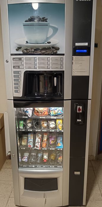 Máquina vending saecco combi diamante