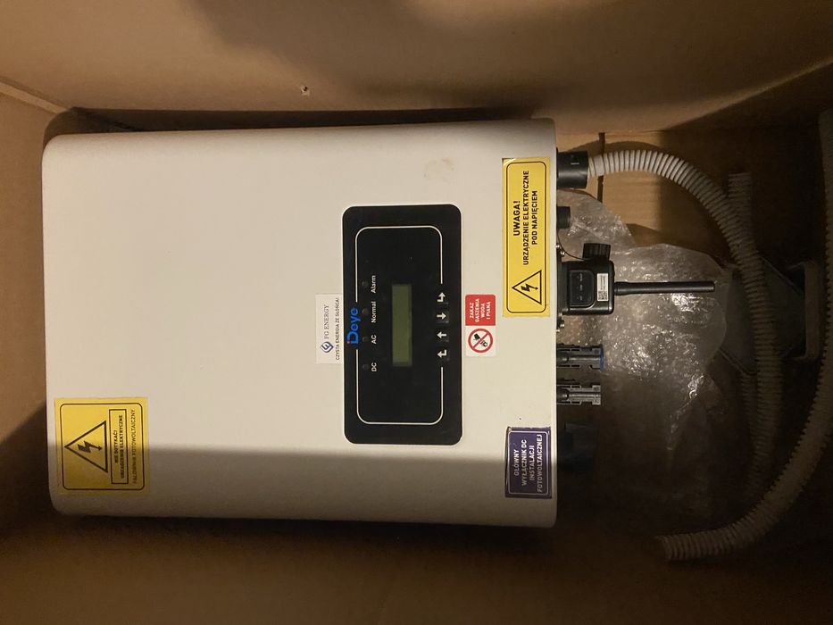 Falownik Deye sun-4k-G05 sprawny