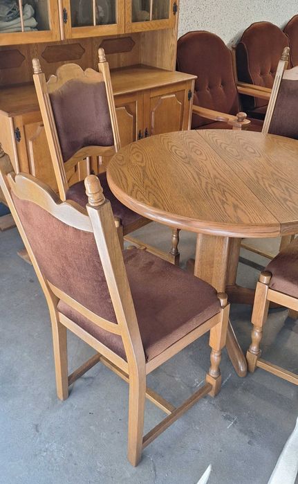 Duży stół rustykalny i 4 krzesła