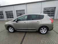 Peugeot 3008 Hybrid dobrze wyposażony
