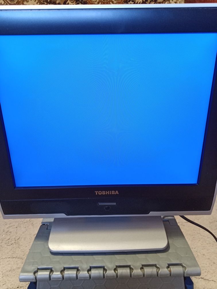 TV Toshiba 15V300PR