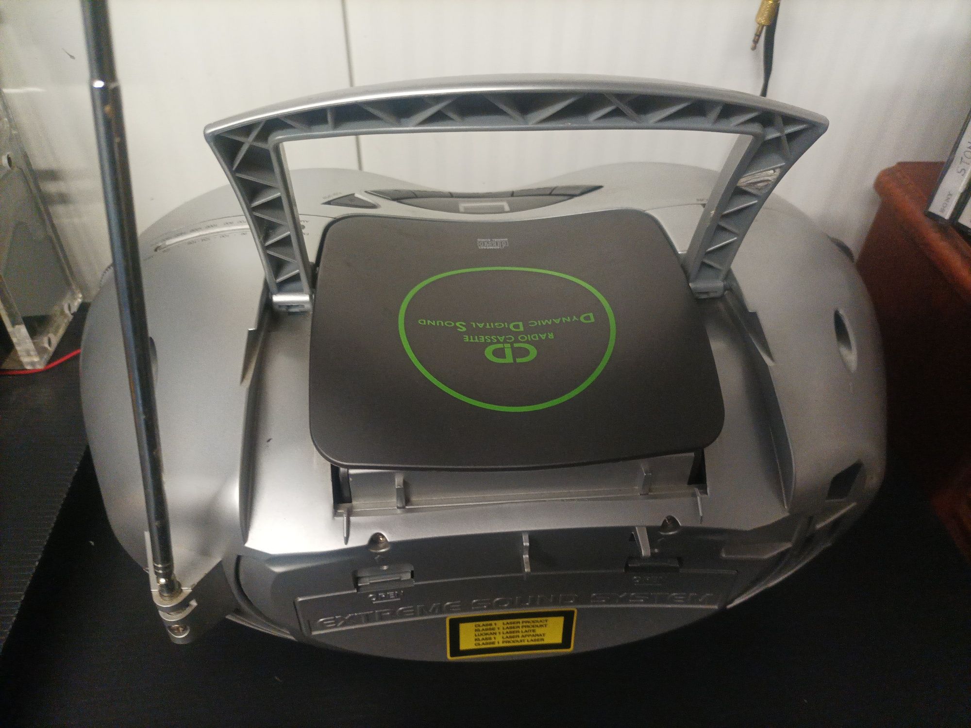 Radio CD K7 portátil LG