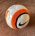 Piłka nożna Nike T90