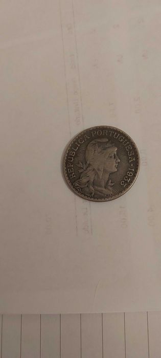 2 moedas de 1 escudo Guiné 1933