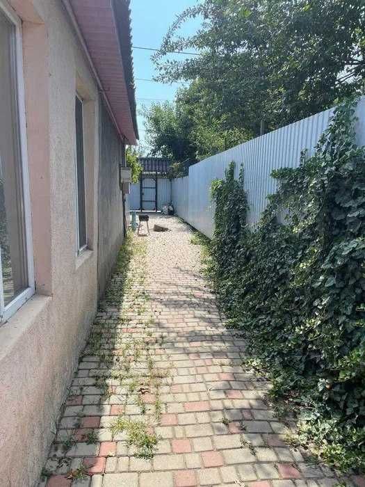 Продам  дом и полдома на одном участке Дальницкое шоссе район ВАЗа