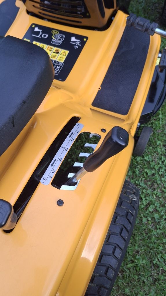 Traktorek kosiarka Cub cadet lt2 z koszem