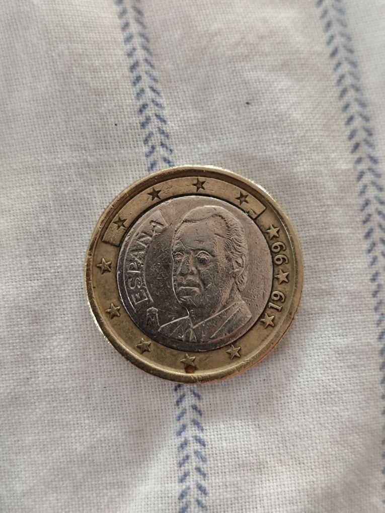 Moeda de 1 euro rara  como pode ver na imagem