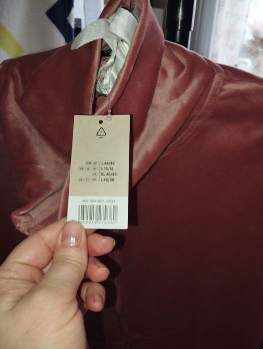 Nowy welurowy dres spodnie joggery i bluza róż 44 /46 XXL - 3xl