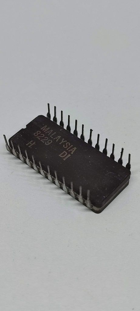 Układ scalony / EPROM INTEL D2732A PGM 21V