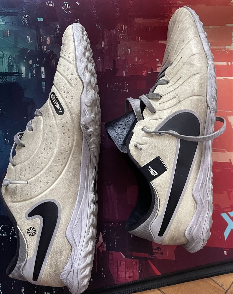 Сороконожки Nike Tempo original
