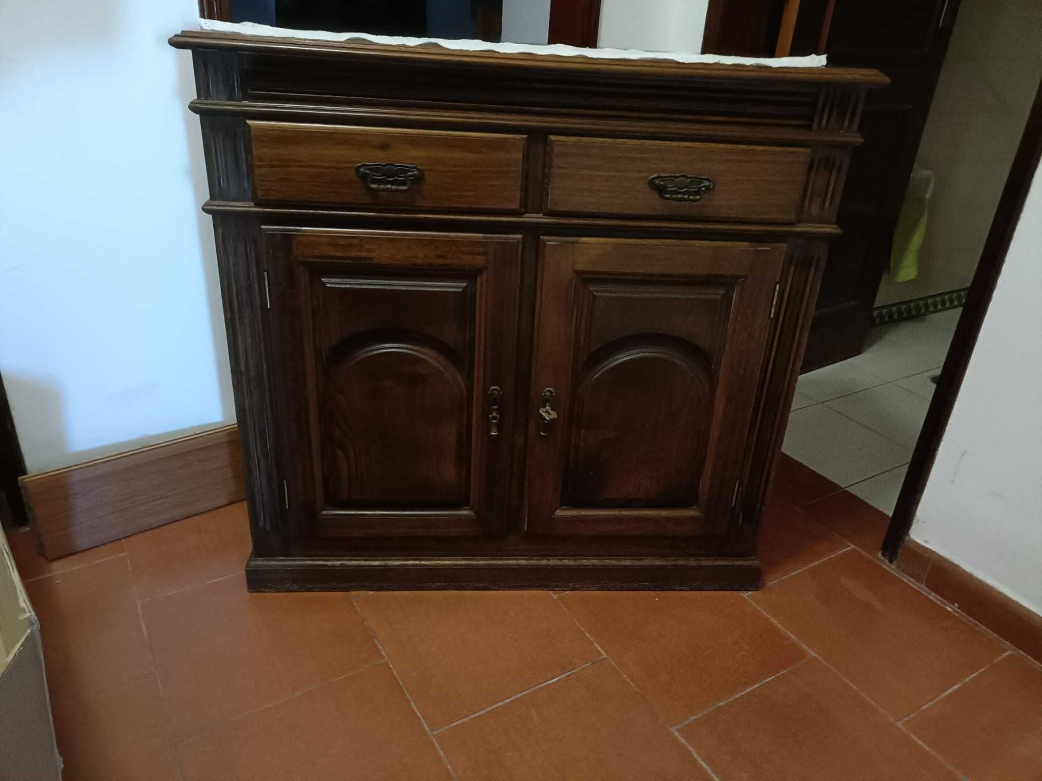 Sapateira Madeira