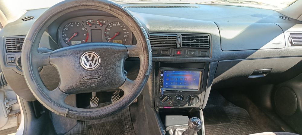 Vw golf 4  1.4 2001