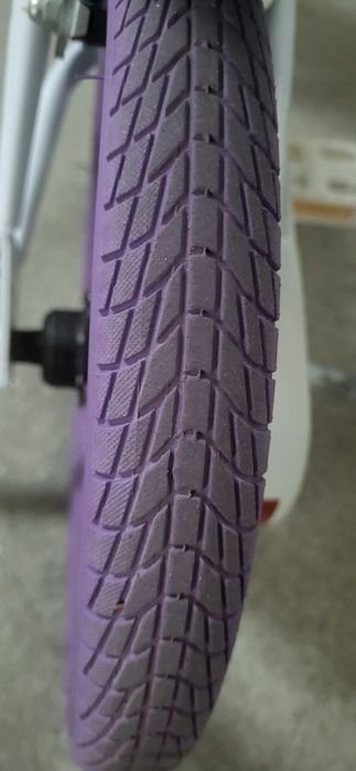 Bicicleta de menina da LOL