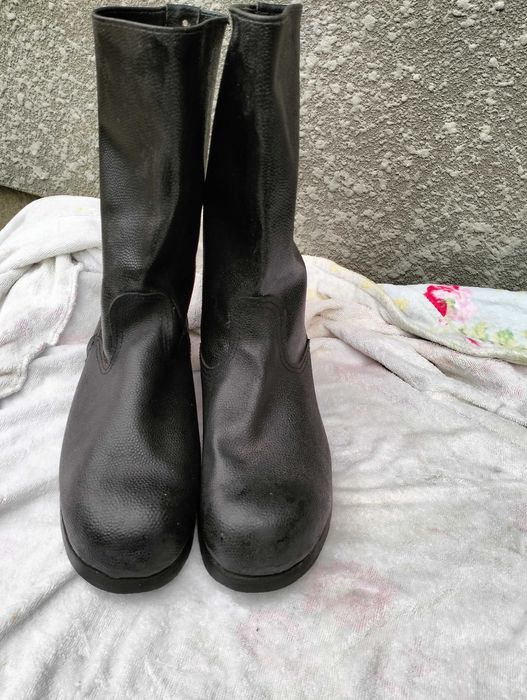 Чоботи кризові, 29 або 46 розмір - 1500 грн