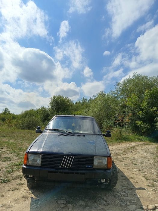 Продам fiat uno 1987року