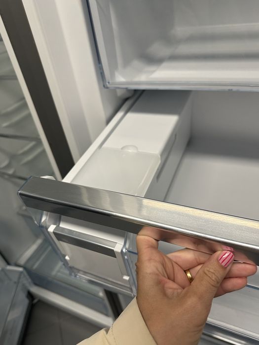 Frigorifico e Arca verticais Bosch