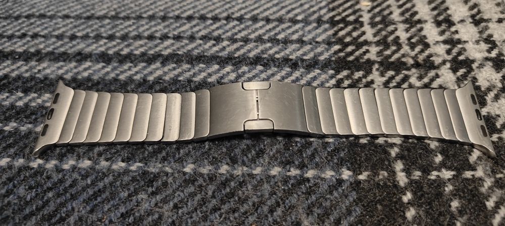 Продам ремешок браслет Apple watch