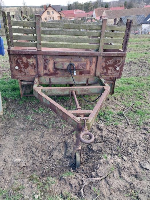 Przyczepka dwukółka