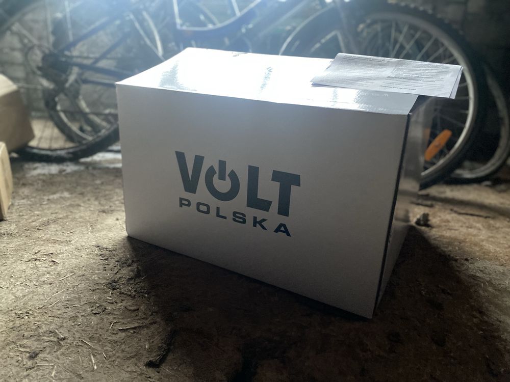 Гібридний сонячний інвертор(hybrid) Volt Polska Sinus Pro 2200s