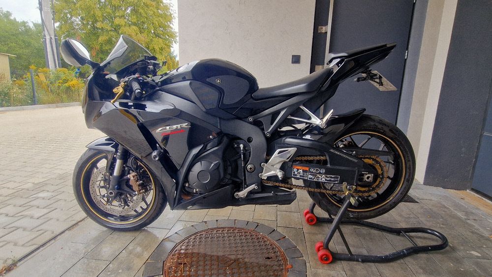 Honda CBR 1000RR SC59 ABS polift 2012 r.