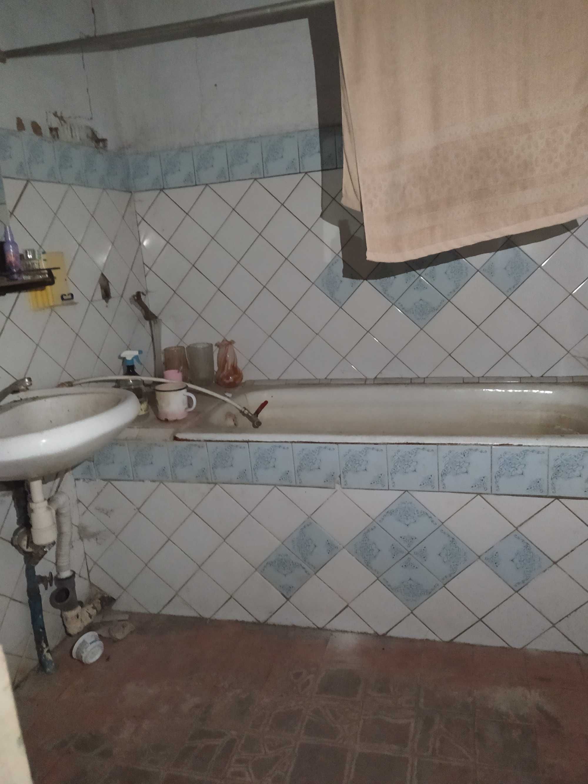 Дом 4 к 102 кв г. Новый Буг,в/уд. автономное,18 сот.гараж ,без ремонта