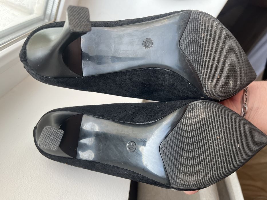 Продам женские лодочки обувь