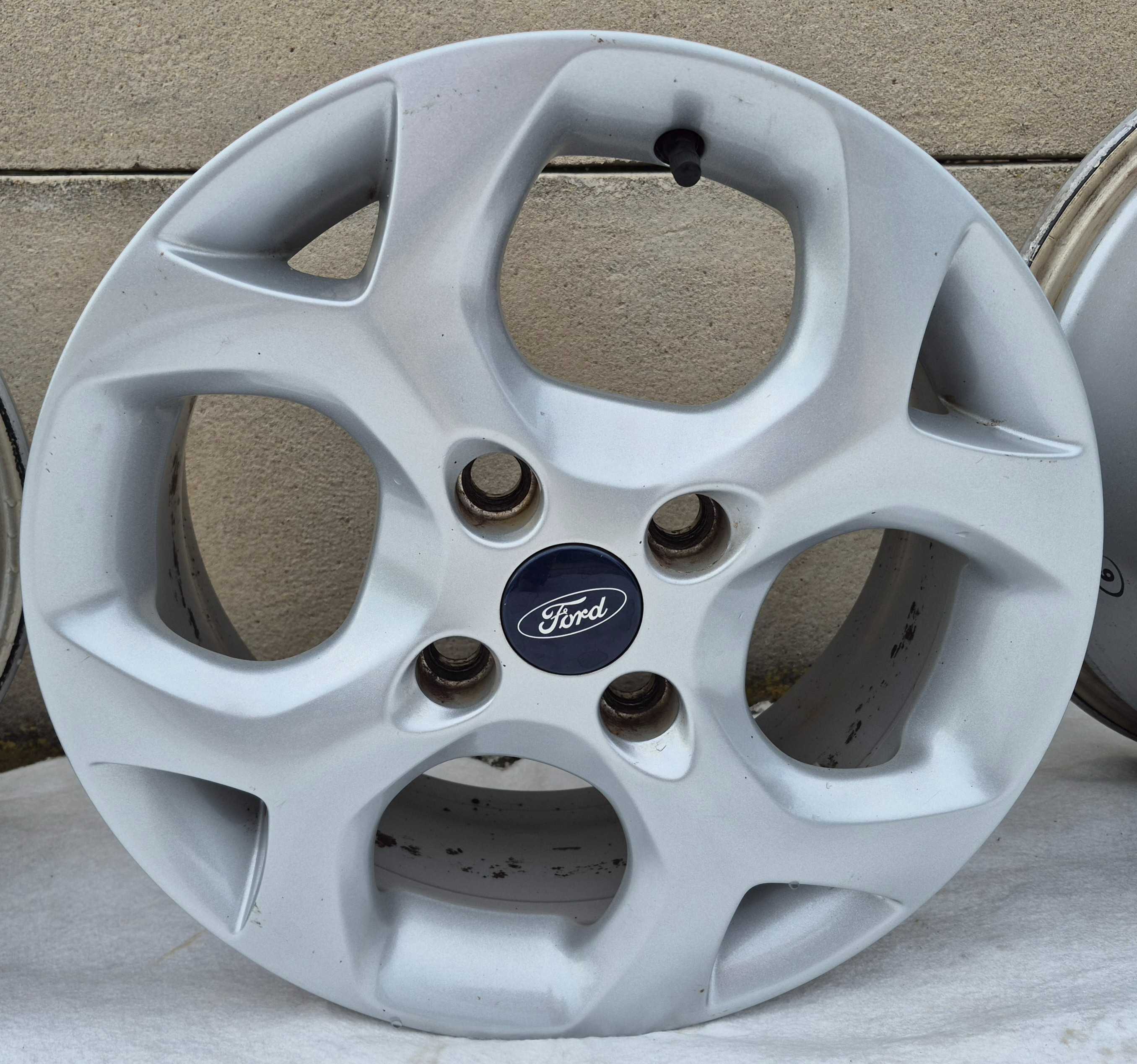 Felgi Ford 15"x6" ET47,5  4x108
