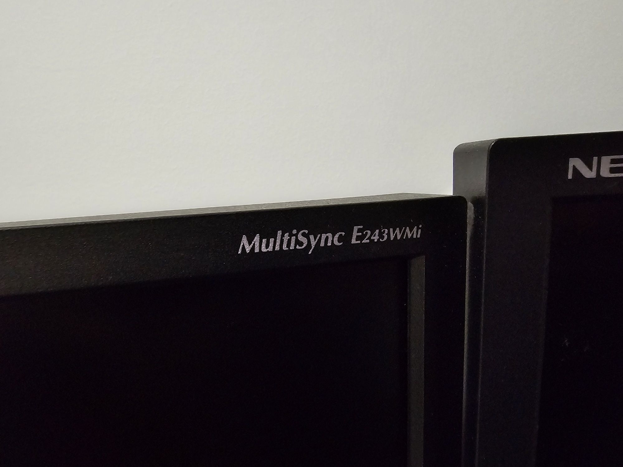 2x monitor NEC 24" EA244WMi E243WMi