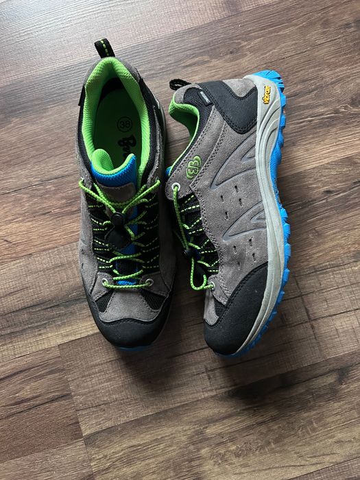 Трекінгові корсівки Brutting