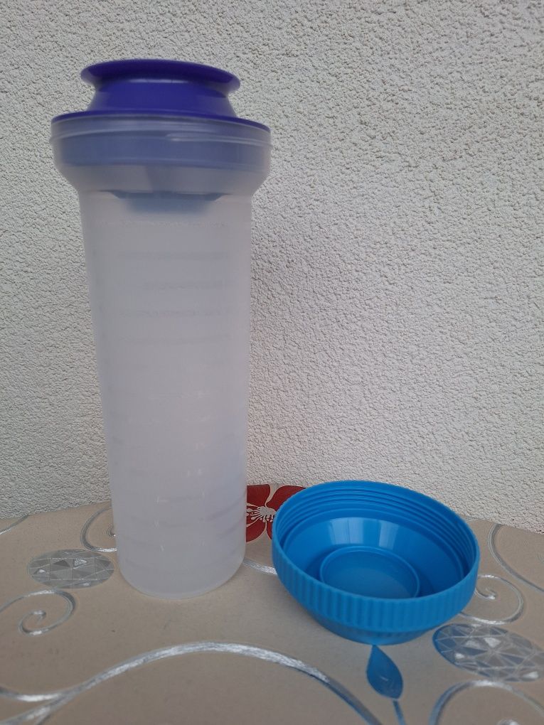 TUPPERWARE Mix Max Shaker  Nowy
