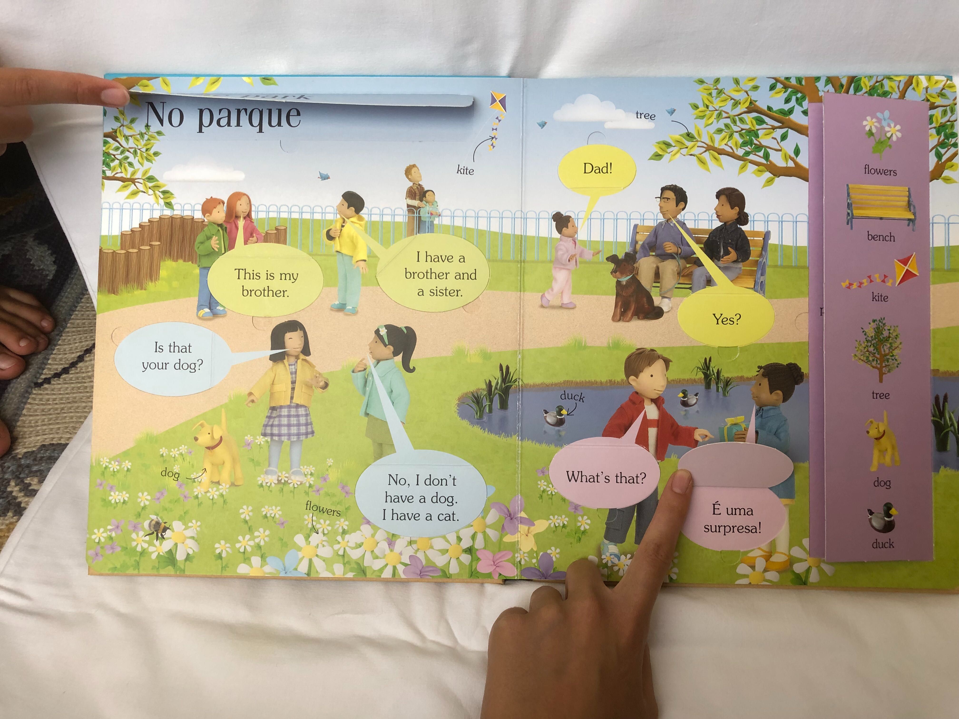 Livro da infantil para aprender inglês, com abas