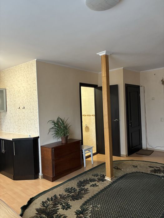 Оренда 2-кімнатної квартири в центрі