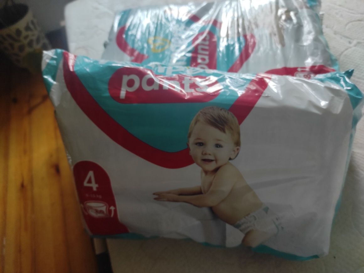 Pampers pants 4- 123 szt pieluchomajtek