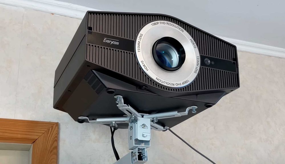 Проектор Новый Everycom YG710W Full HD 1080P Клон SONY